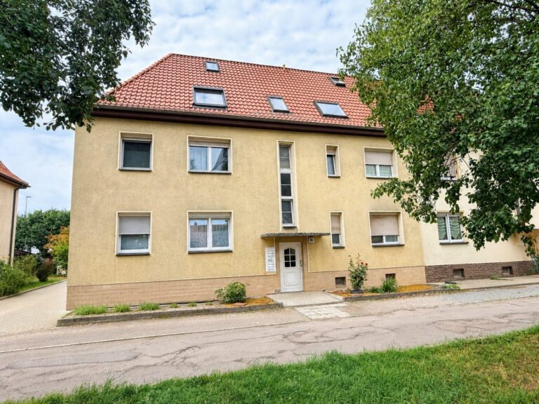 Strassenseite