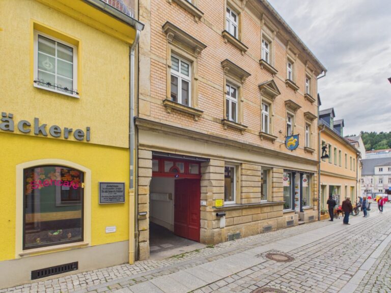 Straßenansicht