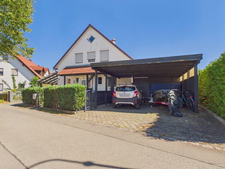Außenansicht / Carportbereich