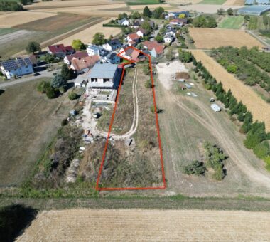 Das Grundstück Komplett