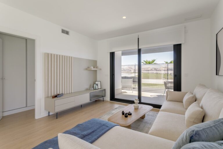 B1.2 Eden Beach apartments La
