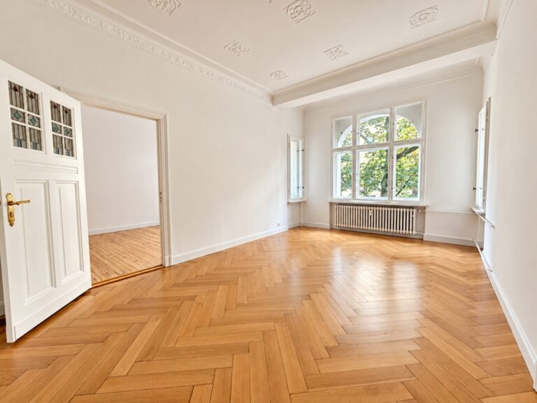 Arbeitszimmer