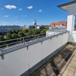 Helles Möbliertes Büro Mit Balkon Und Weitblick! 1 Balkon