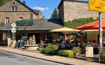 Objekte 4 Eiskaffee Terrasse