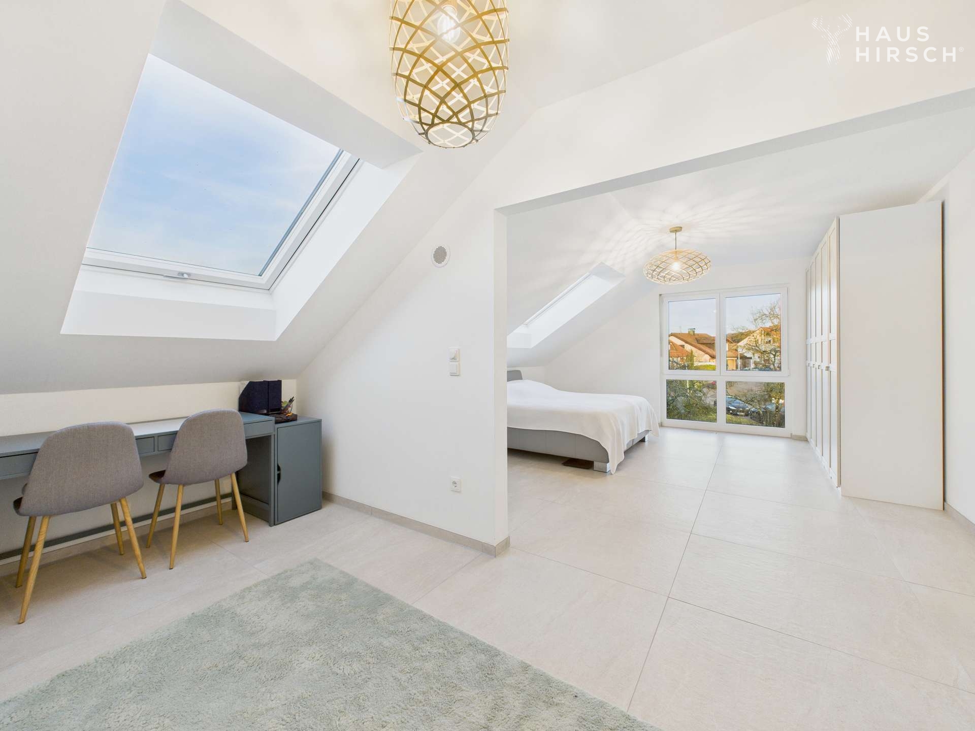 Schlaf-/Ankleidezimmer