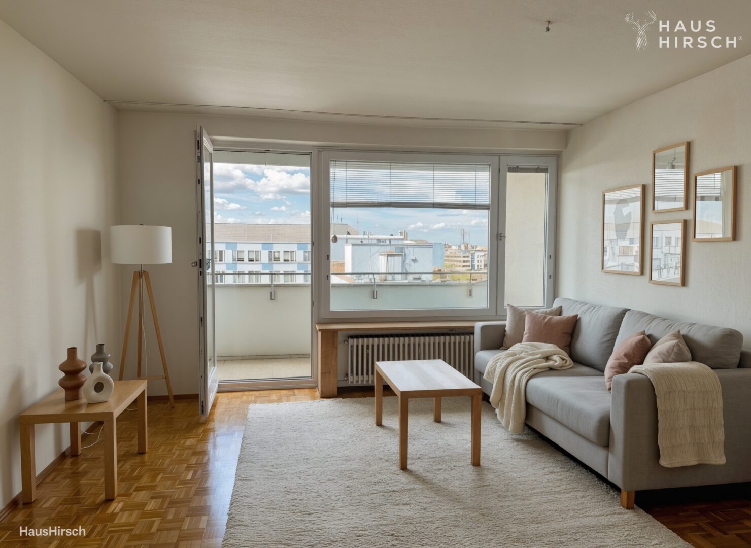 Wohnzimmer eingerichtet