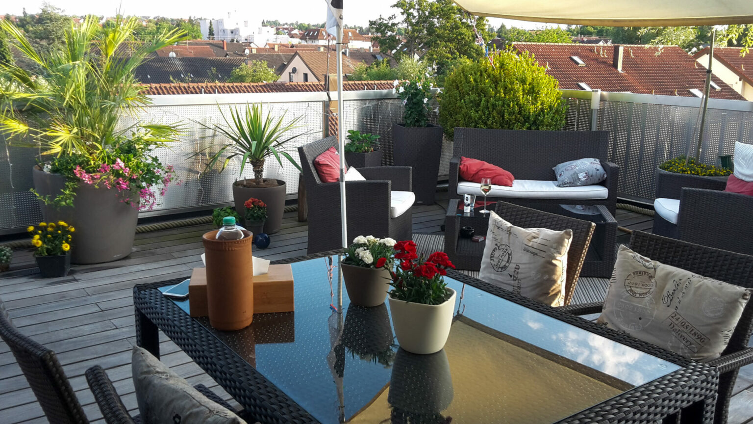 Dachterrasse Esstisch