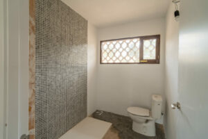 Bathroom 1 Finca