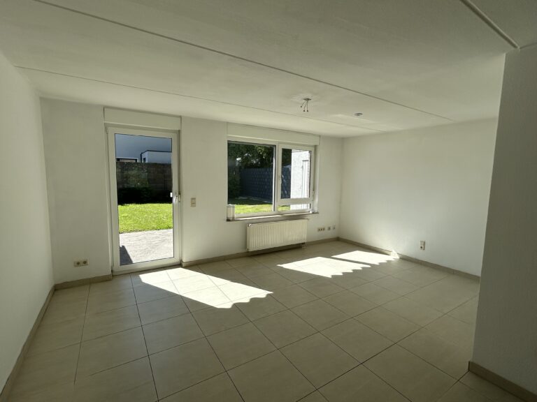 Wohnzimmer+ Terrasse