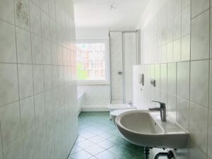 Großes Badezimmer 1. OG