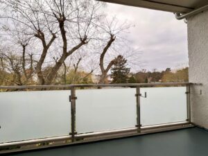 Ausblick Balkon Herbst