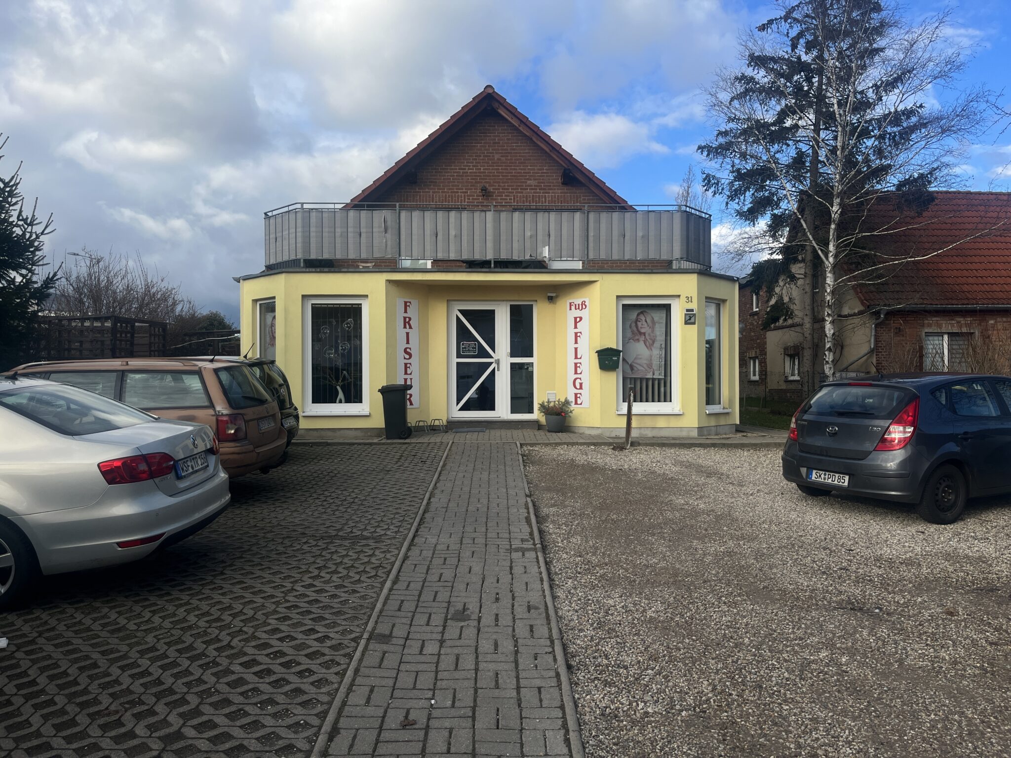 Straßenansicht