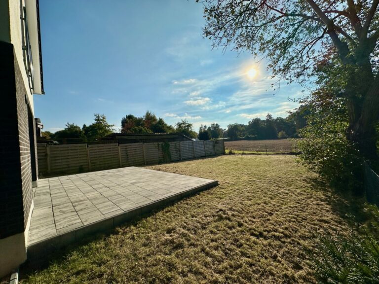 Terrasse und Garten