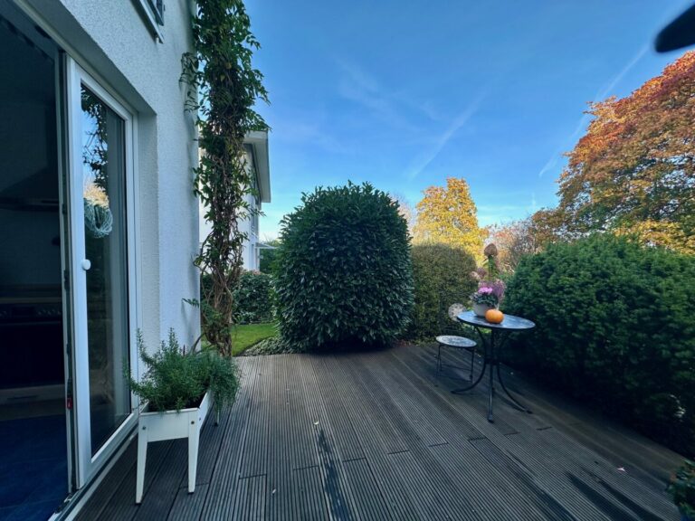 Terrasse vorne