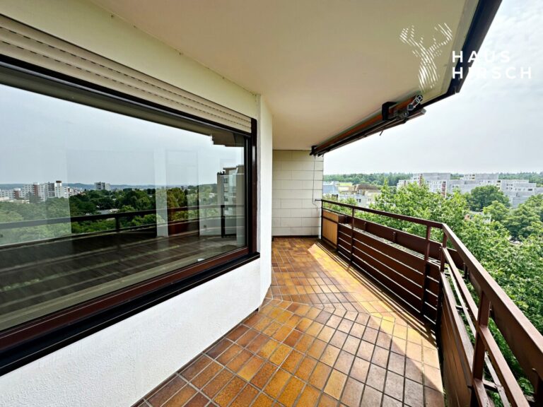 großzügiger Balkon