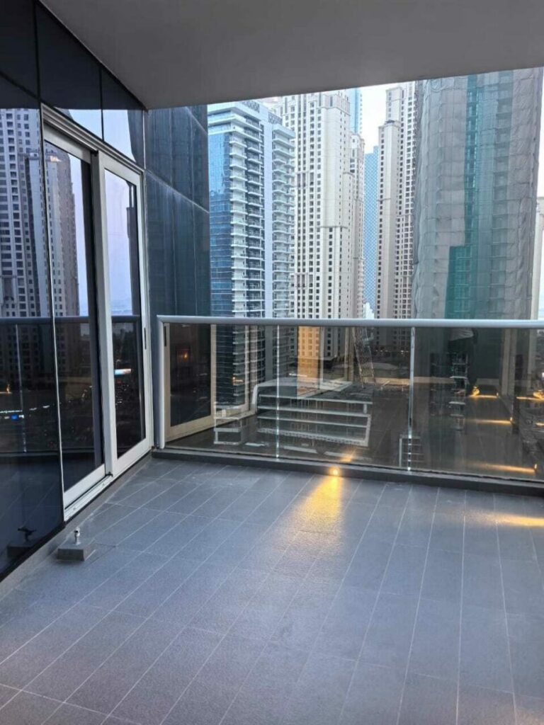 WhatsApp Image 2025-11-20 at 16.48.16