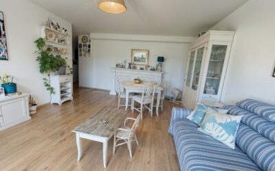 Objekte 17 Wohn / Essbereich