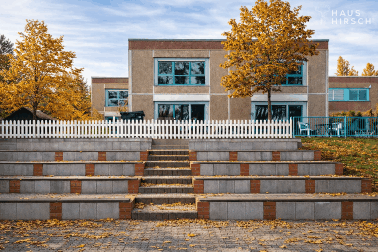 Bestandsgebäude (ehemals Schule)