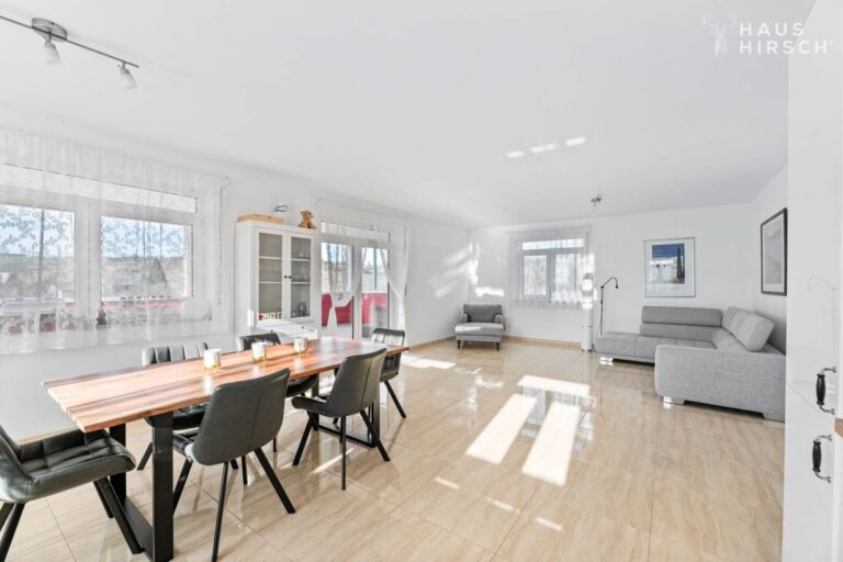 Essbereich/ Wohnzimmer W1