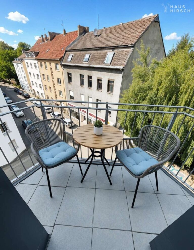 Balkon (Beispiel Möblierung)