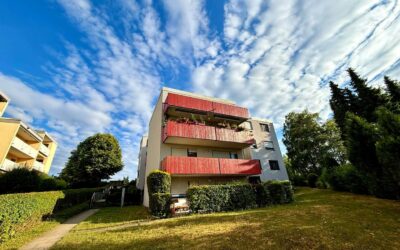 Außenansicht Mit Blick Auf Den Balkon