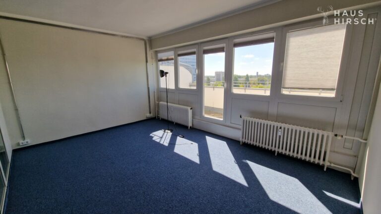 Mittleres Zimmer 1000 € Warm