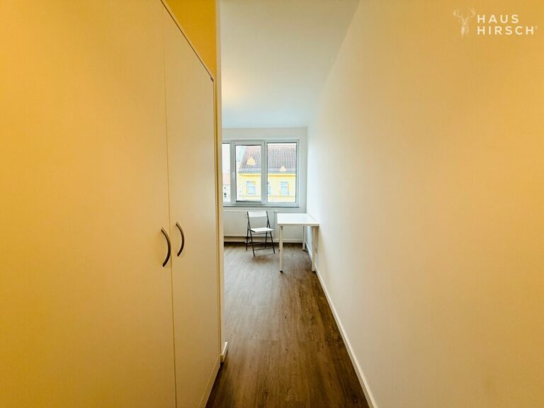 Eingangsbereich/Einbauschrank