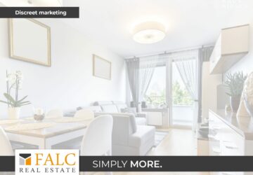 [COVER] Promenade view