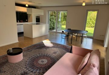 Wohnzimmer/Esszimmer/Küche