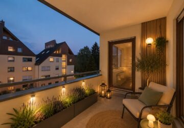 Balkon bei Nacht