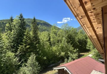 Blick vom überdachten Freisitz