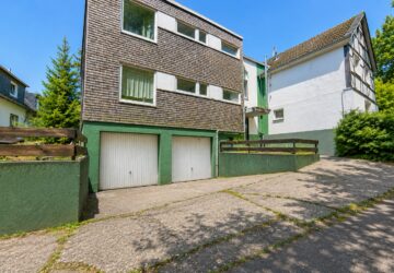 Hausansicht & Haupteingang