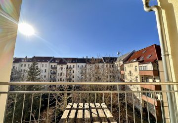 Ausblick aus dem Balkon, Titelbild