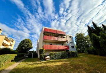 Außenansicht mit Blick auf den Balkon