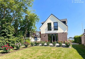 Hausansicht - Gartenbeispiel