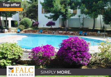 [COVER] Community pool