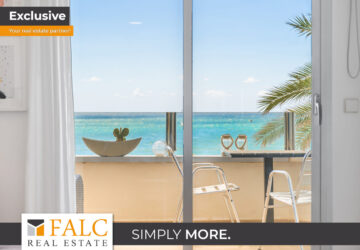 [COVER] View - Living room