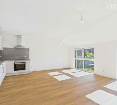 Modern Und Naturnah: Erstbezug Mit Kfw55-Standard Und Sonnigem Westgarten 2 Offener Wohn-Essbereich