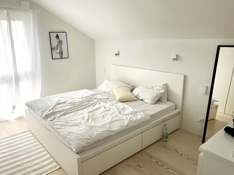 Schlafzimmer - Verbessert - (KI generiert)