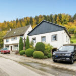 Gebäudeansicht Straße