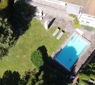 Vogelperspektive Pool