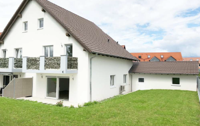 Immobilien 2 Außenansicht Garten