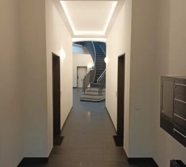 Blick Vom Hauseingang In Den Flur