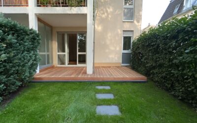 Gartenansicht Zur Terassentür