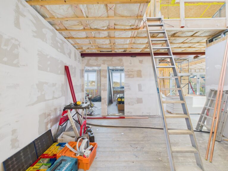 CAM03694G0-PR0052-STILL026