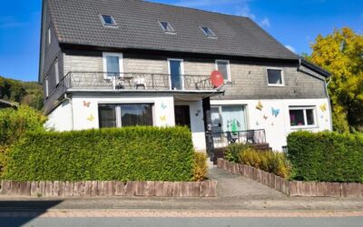 Immobilien 4 Hausansicht-2