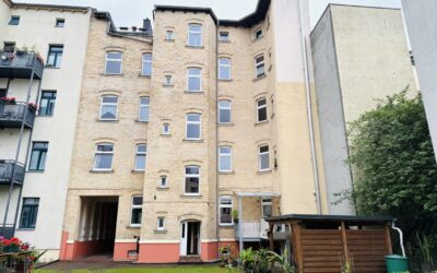 Immobilien 6 Hinterhofansicht