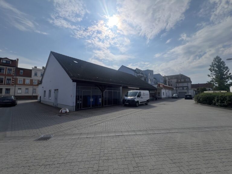 Rückseite Gewerbeeinheit