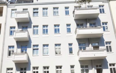 Immobilien 2 Gebäude Vorderseite