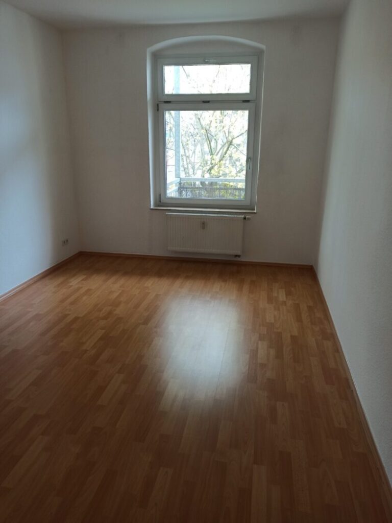 Schlafzimmer - Richtung Fenster